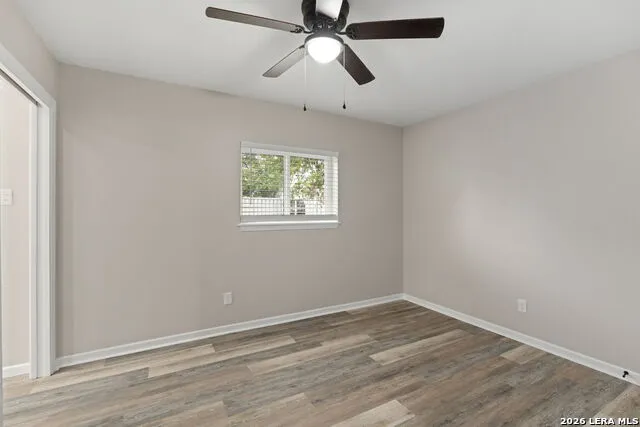 205 MISTLETOE ST Fredericksburg, TX 78624