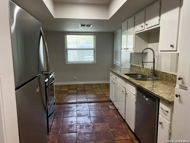 8573 ECHO CREEK LN San Antonio, TX 78240