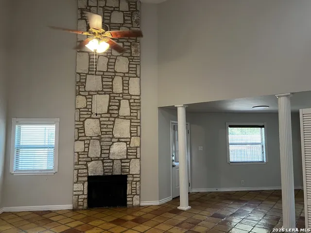 8573 ECHO CREEK LN San Antonio, TX 78240