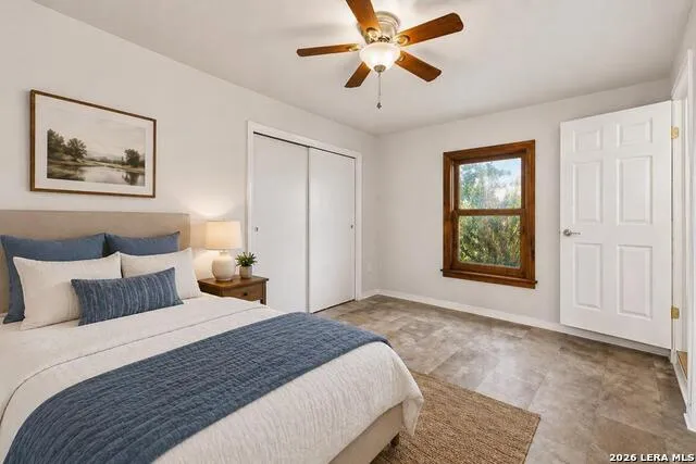 111 LEWIS AVE Kerrville, TX 78028