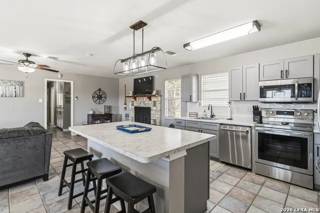 2123 CANYON LAKE DR Canyon Lake, TX 78133