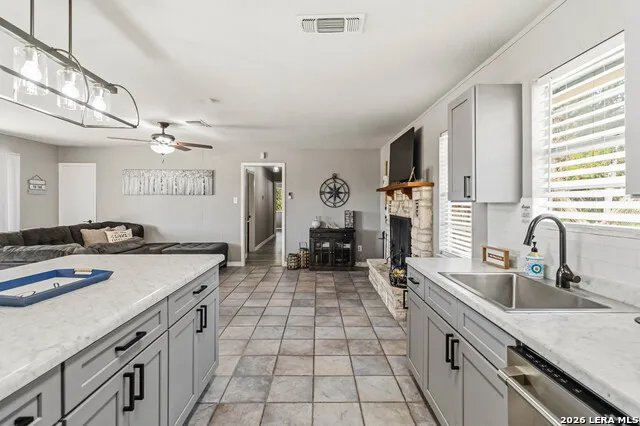 2123 CANYON LAKE DR Canyon Lake, TX 78133