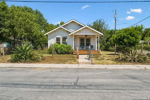 1620 OLIVE ST San Antonio, TX 78208