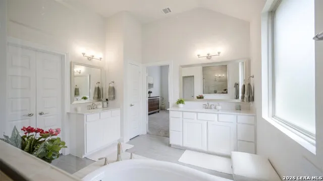 112 Valencia Boerne, TX 78006