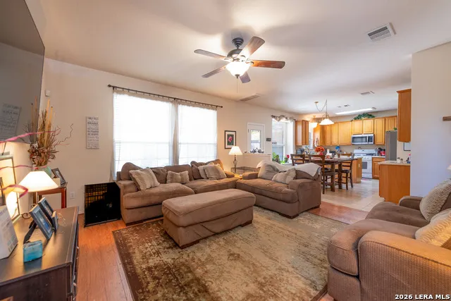 2909 FLEET DR Austin, TX 78748