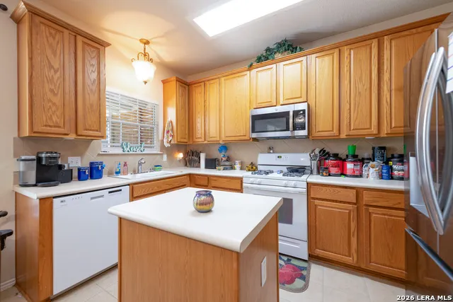 2909 FLEET DR Austin, TX 78748