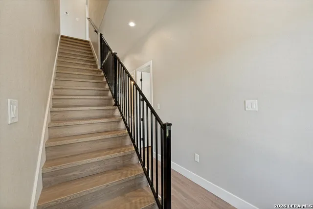 748 RIVIERA DR Canyon Lake, TX 78133