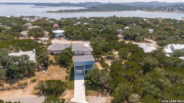 748 RIVIERA DR Canyon Lake, TX 78133