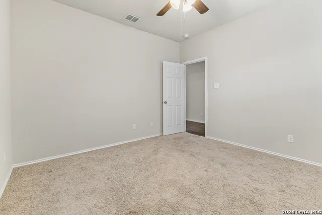 14631 STIRRUP TRCE Elmendorf, TX 78112
