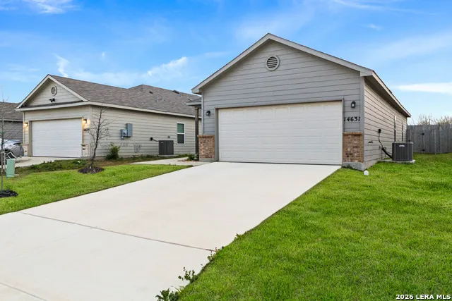14631 STIRRUP TRCE Elmendorf, TX 78112