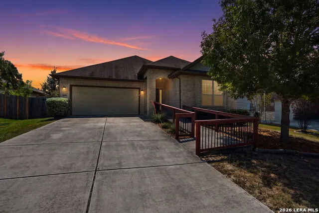 4624 SPLIT OAK RD Cibolo, TX 78108
