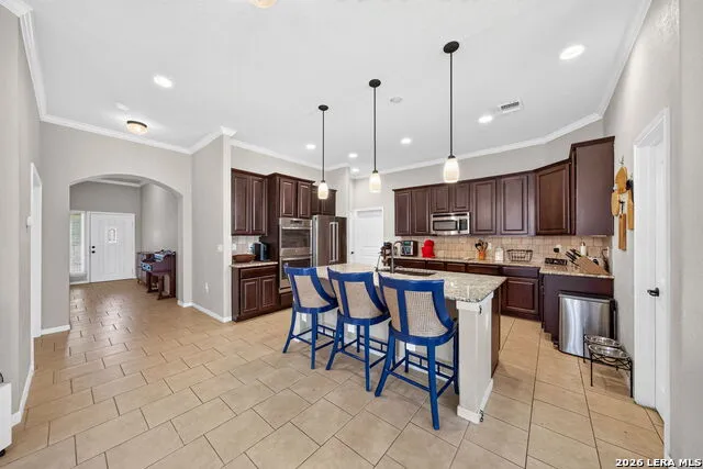 4624 SPLIT OAK RD Cibolo, TX 78108