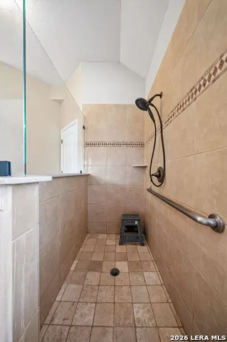 4624 SPLIT OAK RD Cibolo, TX 78108