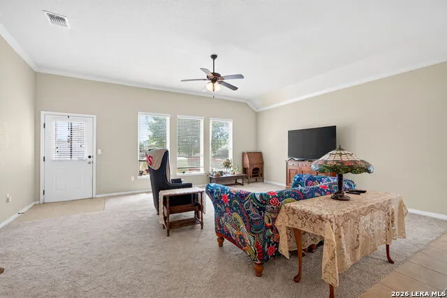 4624 SPLIT OAK RD Cibolo, TX 78108