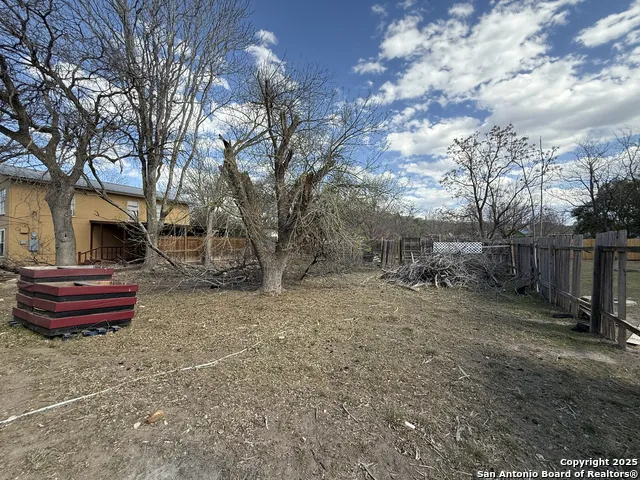 813 Ross Kerrville, TX 78028