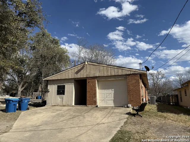 813 Ross Kerrville, TX 78028