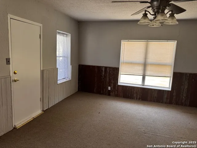 102 11th Junction, TX 76849