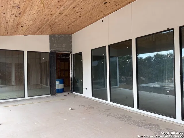 1742 Paradise Pkwy Canyon Lake, TX 78133