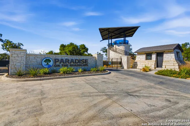 1742 Paradise Pkwy Canyon Lake, TX 78133