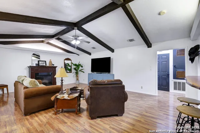 9950 Fm 471 LaCoste, TX 78039
