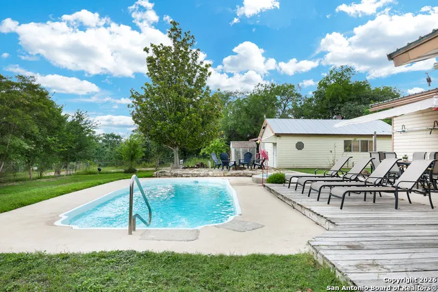 9950 Fm 471 LaCoste, TX 78039