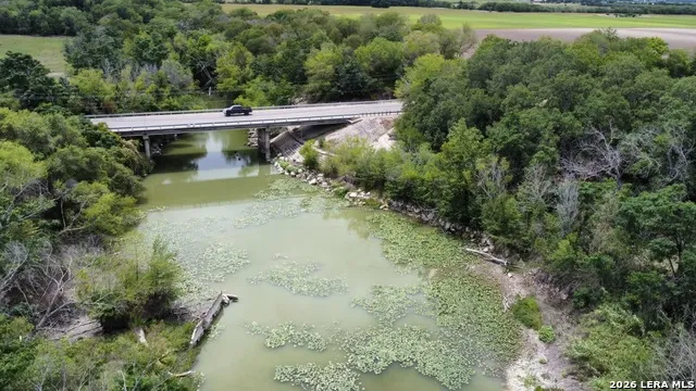 9950 Fm 471 LaCoste, TX 78039