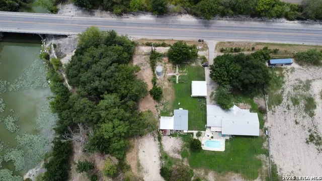 9950 Fm 471 LaCoste, TX 78039