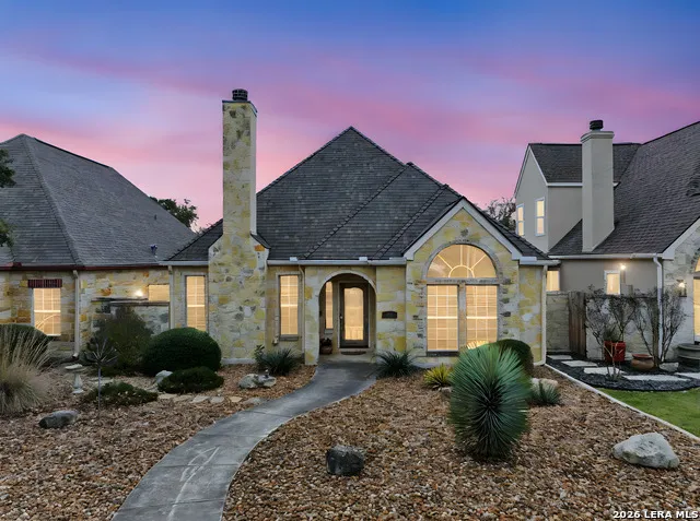 329 E Bandera Boerne, TX 78006