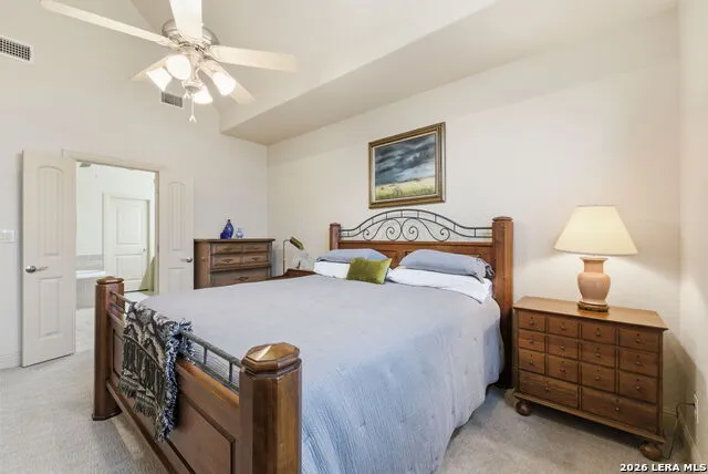 329 E Bandera Boerne, TX 78006