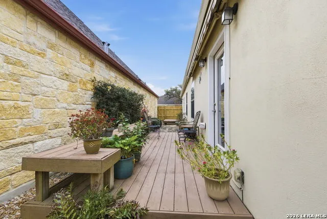329 E Bandera Boerne, TX 78006