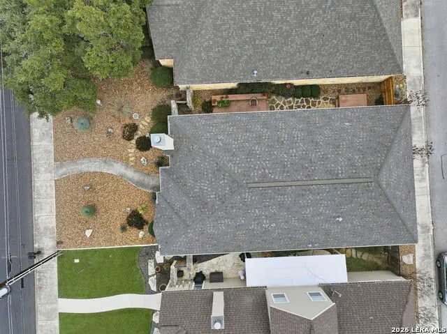 329 E Bandera Boerne, TX 78006