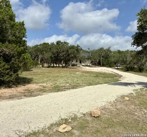 197 SPRING MOUNTAIN DR Canyon Lake, TX 78133