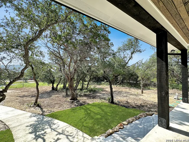 197 SPRING MOUNTAIN DR Canyon Lake, TX 78133