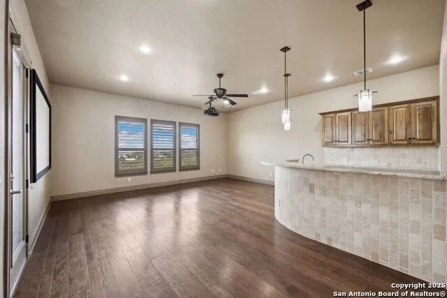 1078 Star Ridge Spring Branch, TX 78070