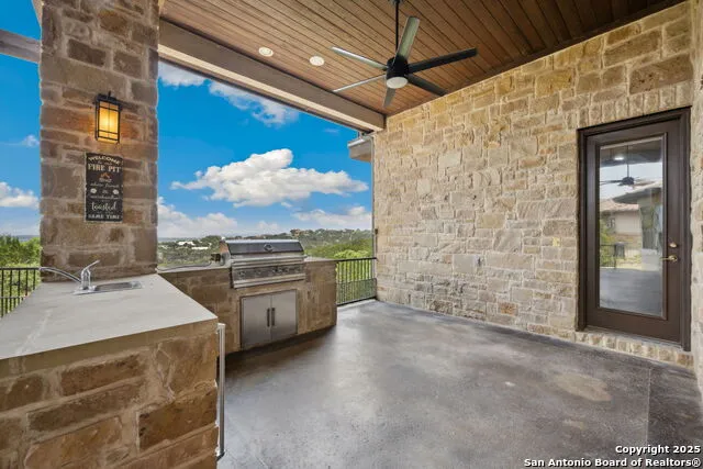 1078 Star Ridge Spring Branch, TX 78070