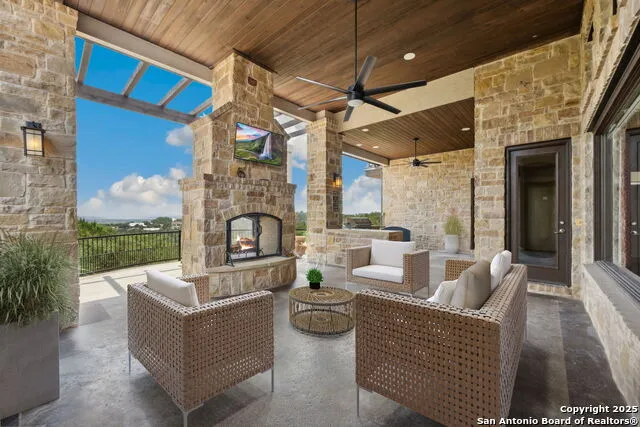 1078 Star Ridge Spring Branch, TX 78070