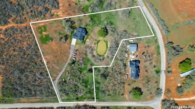 1130 Church Seguin, TX 78155