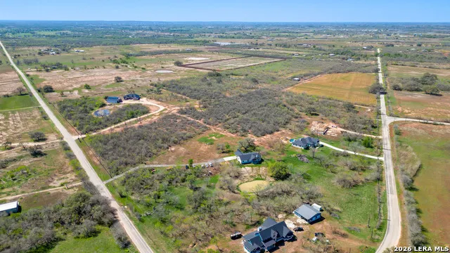 1130 Church Seguin, TX 78155