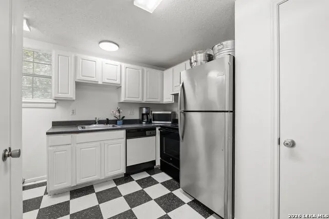 404 Sheraton Terrell Hills, TX 78209