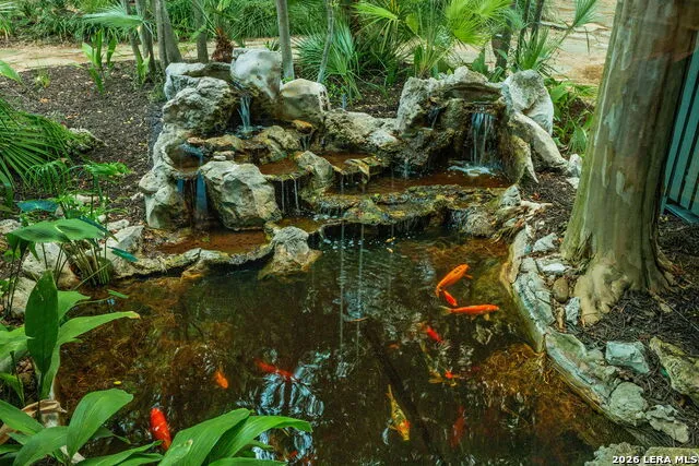 404 Sheraton Terrell Hills, TX 78209