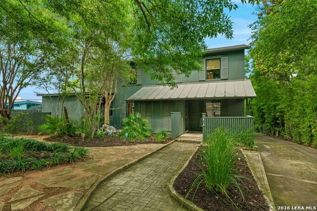 404 Sheraton Terrell Hills, TX 78209
