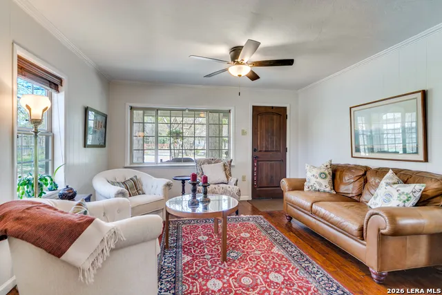 313 Roosevelt Boerne, TX 78006