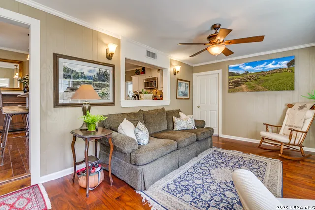 313 Roosevelt Boerne, TX 78006