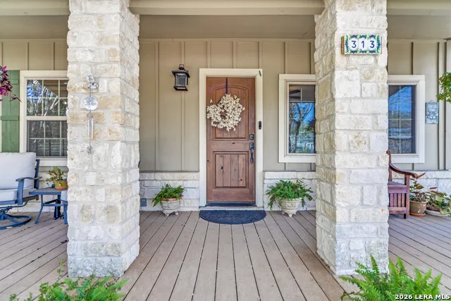 313 Roosevelt Boerne, TX 78006