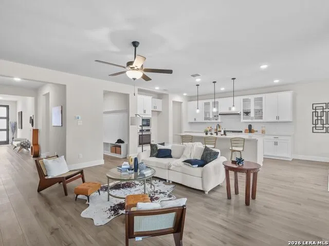 124 POE PARKWAY Castroville, TX 78009