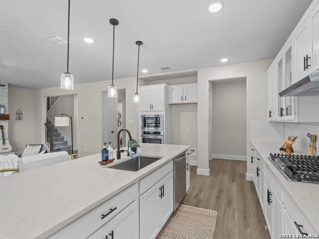 124 POE PARKWAY Castroville, TX 78009
