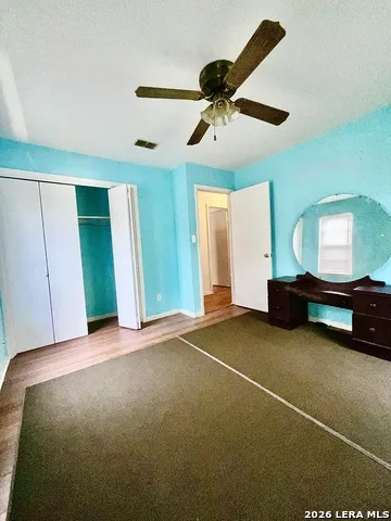 1106 E HUTCHINSON ST Beeville, TX 78102