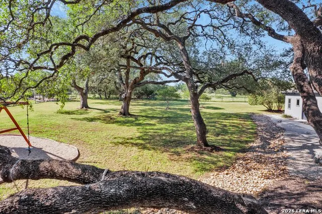 10319 Oak Forest New Braunfels, TX 78132