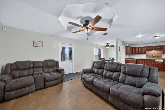 4044 W Fm 476 Poteet, TX 78065