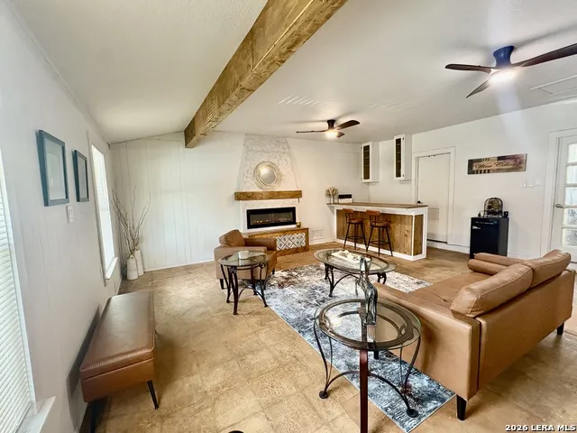 1103 Shadwell Dr San Antonio, TX 78228